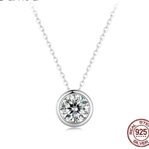 Classic DColor Moissanite0.5cctw Stud Necklace 18KGold Plated 925Sterl Certified - Picture 6 of 12